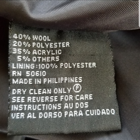 Le Suit Red & Black Plaid 4 Button Blazer - Picture 8 of 8